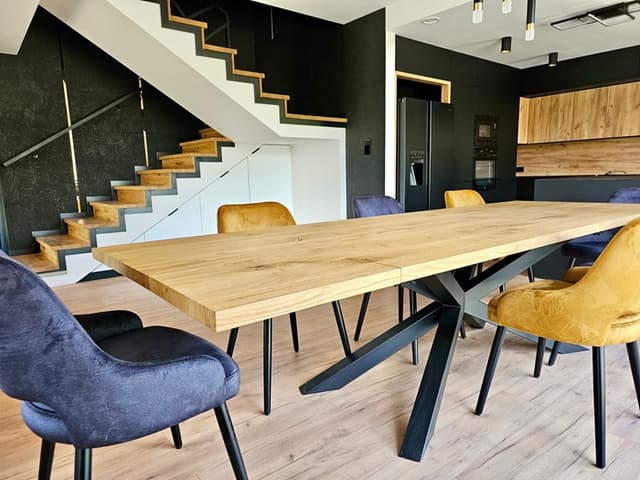 Stoły i akcesoria drewniane